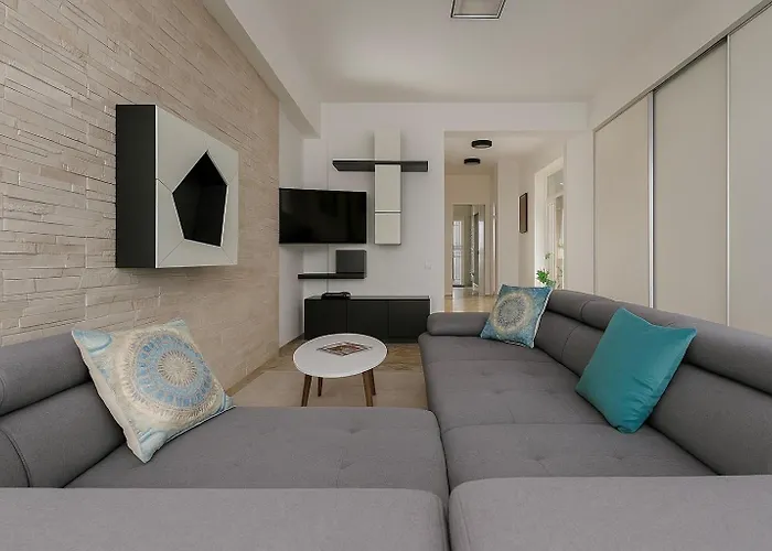 August Getaway Spacious 2-bedroom Sleeps 5 Free Parking Apartamento *